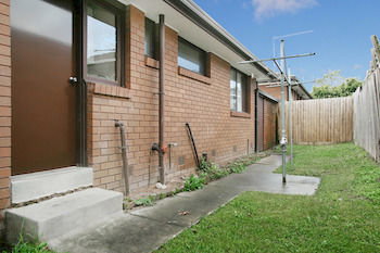 40 Thames Holiday Unit - Accommodation Mount Tamborine 3