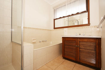 40 Thames Holiday Unit - Accommodation Mount Tamborine 4