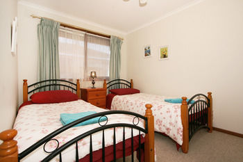 40 Thames Holiday Unit - Accommodation Mount Tamborine 7