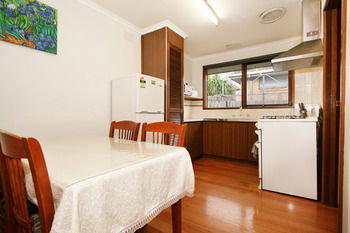 40 Thames Holiday Unit - Accommodation Mount Tamborine 13