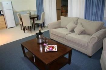 Hawkesbury Race Club Motel - Accommodation Mount Tamborine 9