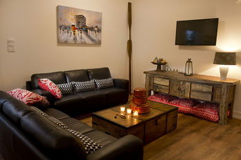 The Villa - Country House Retreat - Accommodation Mount Tamborine 12