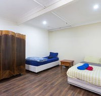 The Village Glebe - Hostel - Accommodation Mount Tamborine