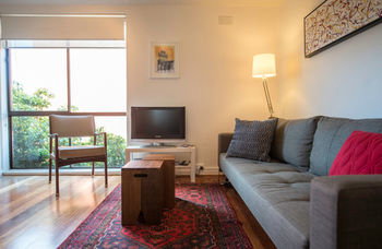 Apartment2c - Carnaby - Accommodation Mount Tamborine 0