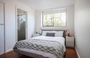 Apartment2c - Carnaby - Accommodation Mount Tamborine 1