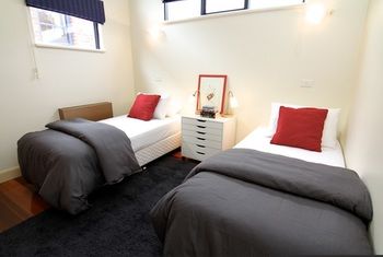 Apartment2c - Old Hat Factory - Accommodation Mount Tamborine 4