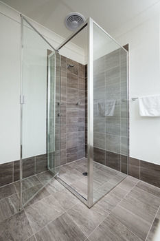 Wallsend Executive Apartments - Accommodation Mount Tamborine 1