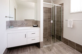 Wallsend Executive Apartments - Accommodation Mount Tamborine 5