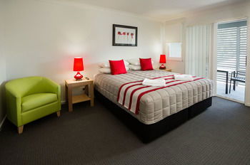 Wallsend Executive Apartments - Accommodation Mount Tamborine 13