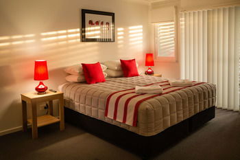 Wallsend Executive Apartments - Accommodation Mount Tamborine 18
