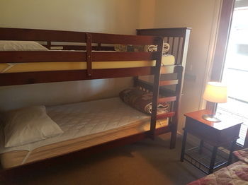 Bentley Waterfront Motel & Cottages - Accommodation Mount Tamborine 32