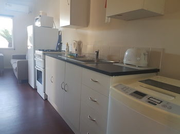 Bentley Waterfront Motel & Cottages - Accommodation Mount Tamborine 44