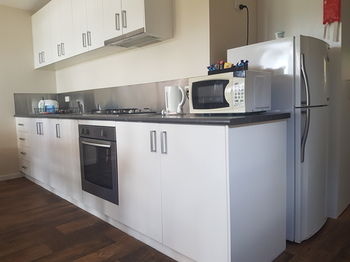 Bentley Waterfront Motel & Cottages - Accommodation Mount Tamborine 48