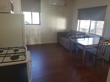 Bentley Waterfront Motel & Cottages - Accommodation Mount Tamborine 51