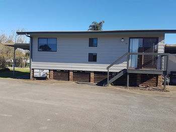 Bentley Waterfront Motel & Cottages - Accommodation Mount Tamborine 66