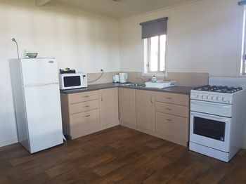 Bentley Waterfront Motel & Cottages - Accommodation Mount Tamborine 72