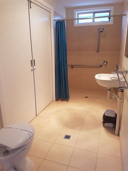 Bentley Waterfront Motel & Cottages - Accommodation Mount Tamborine 79