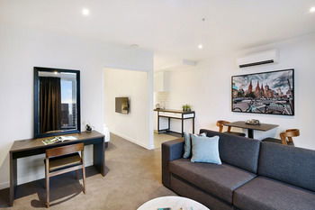 Experience Bella Hotel Apartments - Accommodation Mount Tamborine 12