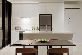 Experience Bella Hotel Apartments - Accommodation Mount Tamborine 16