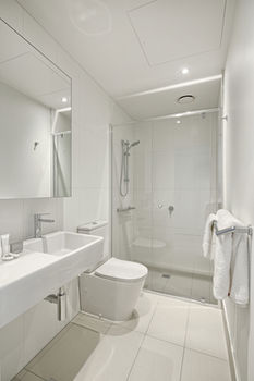 Experience Bella Hotel Apartments - Accommodation Mount Tamborine 23