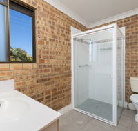 Golden Beach Motor Inn - Accommodation Mount Tamborine