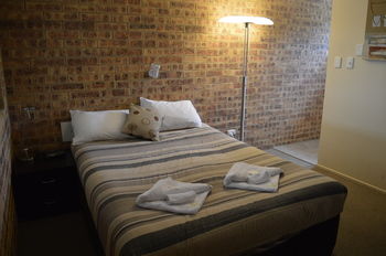 Golden Beach Motor Inn - Accommodation Mount Tamborine 23