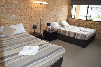 Golden Beach Motor Inn - Accommodation Mount Tamborine 24