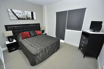 Glebe Furnished Apartments - Accommodation Mount Tamborine 0
