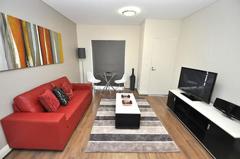 Glebe Furnished Apartments - Accommodation Mount Tamborine 2