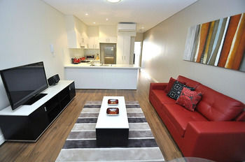 Glebe Furnished Apartments - Accommodation Mount Tamborine 4