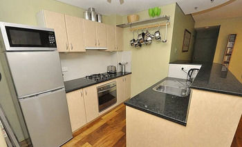 Glebe Furnished Apartments - Accommodation Mount Tamborine 8