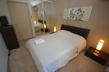 Homebush 57 Ben Furnished Apartment - Accommodation Mount Tamborine 1