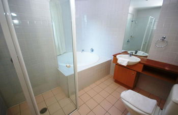 Homebush 57 Ben Furnished Apartment - Accommodation Mount Tamborine 5