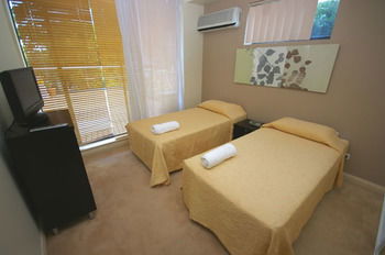 Homebush 57 Ben Furnished Apartment - Accommodation Mount Tamborine 6