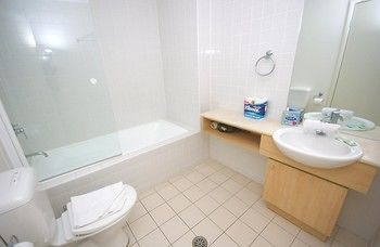 Homebush Bay 125 Ben Furnished Apartment - Accommodation Mount Tamborine 0