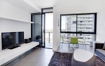 Corporate Keys - Elm - Accommodation Mount Tamborine 9