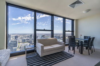 StayIcon Serviced Apartment On Collins - Accommodation Mount Tamborine 1
