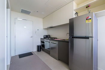 StayIcon Serviced Apartment On Collins - Accommodation Mount Tamborine 6
