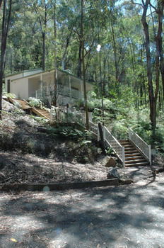 Myers Creek Cascades Luxury Cottages - Accommodation Mount Tamborine 11