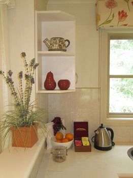 Myers Creek Cascades Luxury Cottages - Accommodation Mount Tamborine 17