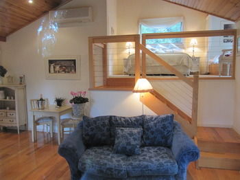 Myers Creek Cascades Luxury Cottages - Accommodation Mount Tamborine 19
