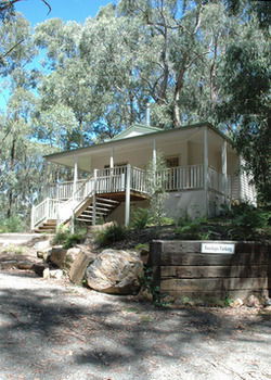 Myers Creek Cascades Luxury Cottages - Accommodation Mount Tamborine 32
