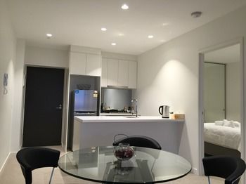 Homy Apartments Melbourne - Accommodation Mount Tamborine 2