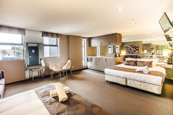 Comfy Kew Apartments - Accommodation Mount Tamborine 9