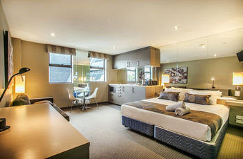 Comfy Kew Apartments - Accommodation Mount Tamborine 12