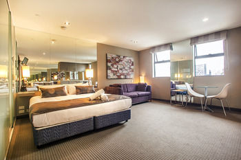 Comfy Kew Apartments - Accommodation Mount Tamborine 13