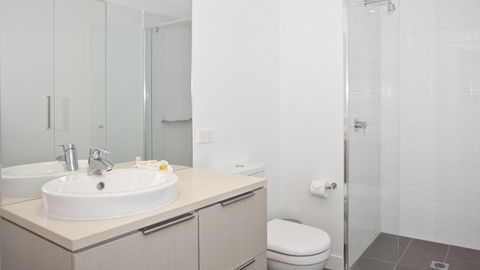 BEST WESTERN Islington Apartments - Accommodation Mount Tamborine 3
