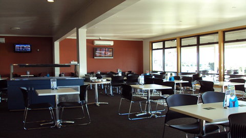 BEST WESTERN Beachfront At Bicheno - Accommodation Mount Tamborine 4