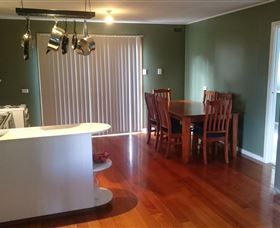 Brothers Town Cottage - Accommodation Mount Tamborine 1