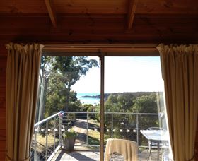 Binalong Views - Accommodation Mount Tamborine 0